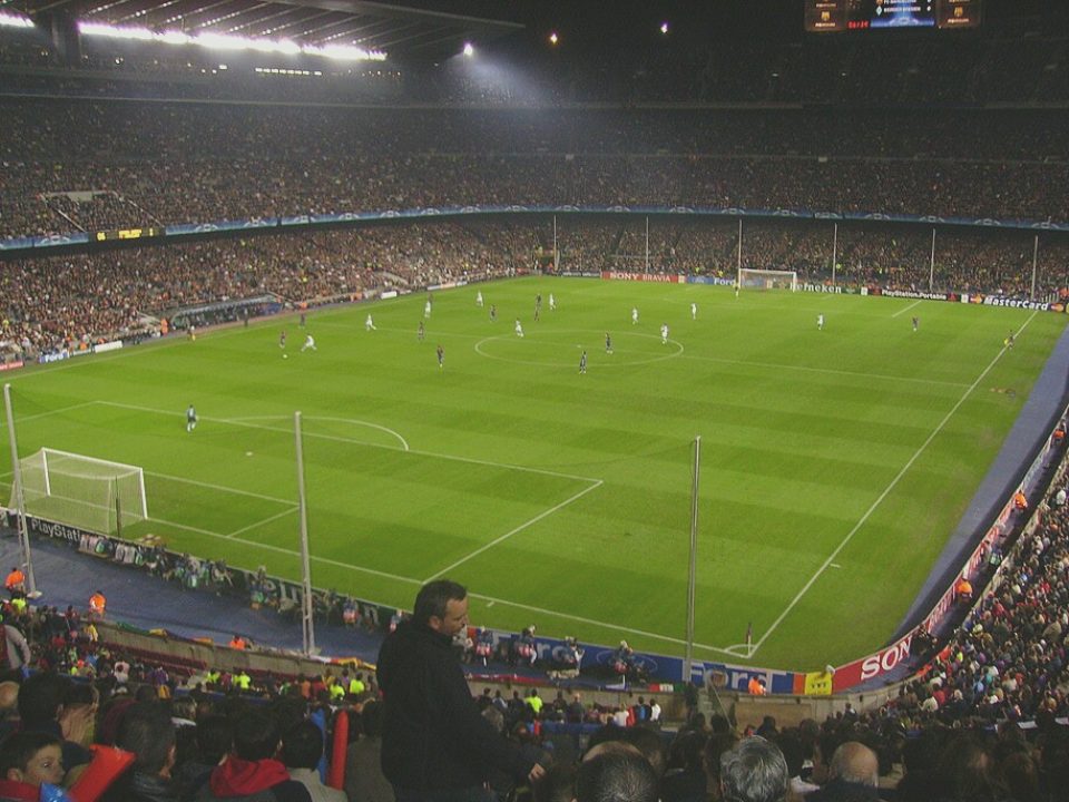 2026-27赛季欧冠联赛阶段看点：国际米兰 vs 巴塞罗那 · 关键球员的发挥解析